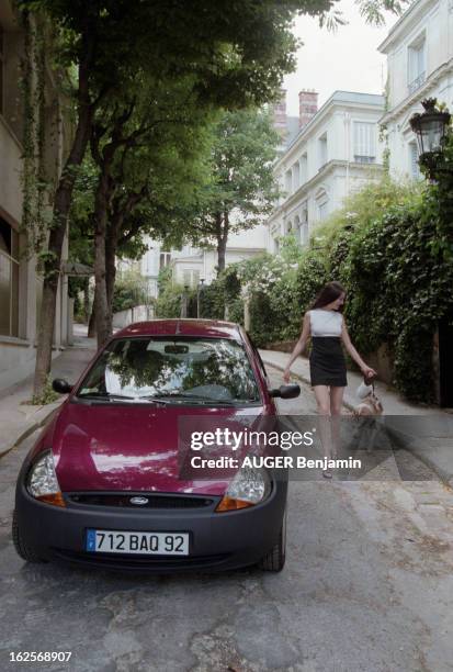 Ford Ka. France, Paris, juin 1997, La Ford Ka est un modèle d'automobile produit par l'entreprise Ford et sortie en 1996. Ici vue de face, la voiture...