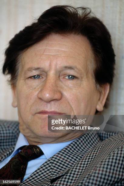 Raymond Goethals, Coach Of The Olympic Marseille. Portrait de Raymond GOETHALS, en costume cravate..