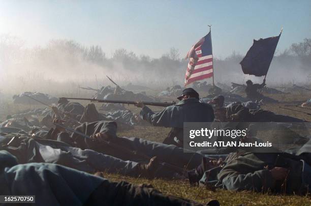 Shooting Of The Film "Gods And Generals" By Ted Turner. Maryland aux Etats-Unis, décembre 2001. Tournage du film "Gods and Generals" réalisé par...