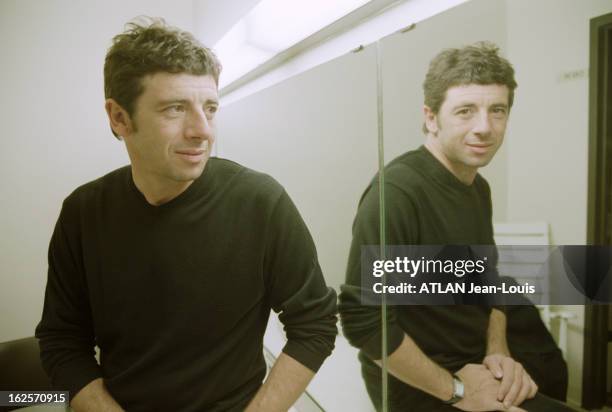 Patrick Bruel On Tour In Canada. Canada, novembre 1999. Patrick BRUEL fait une tournée de promotion pour la sortie de son nouvel album "Juste avant"....