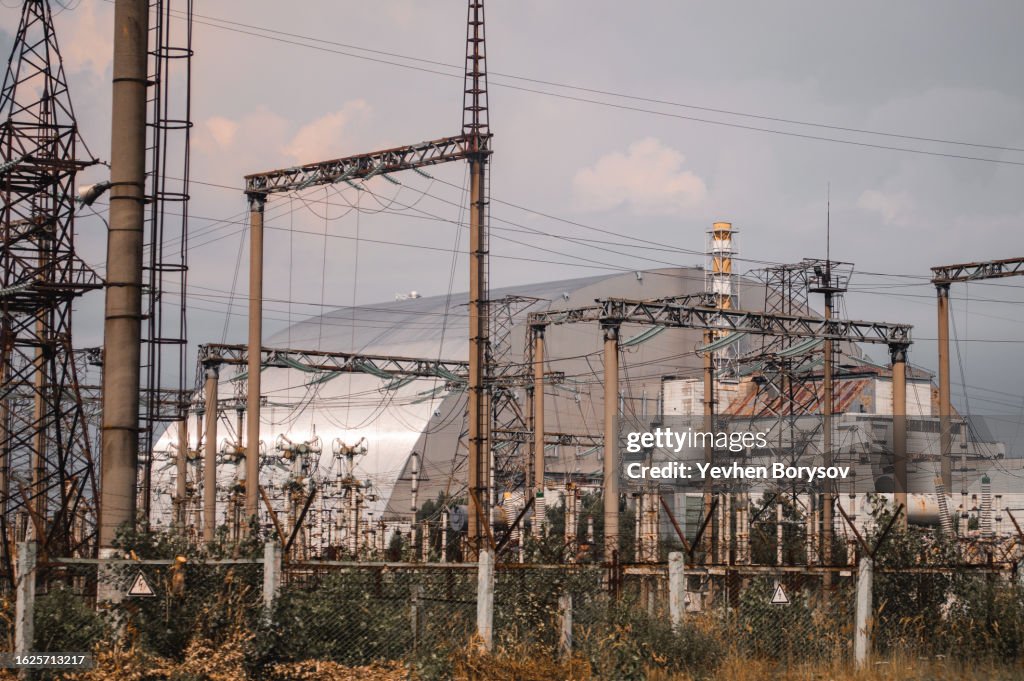 Chernobyl Reactor Exploding Chernobyl Nuclear Power Plant After Atomic Reactor Explosion High-Res ...