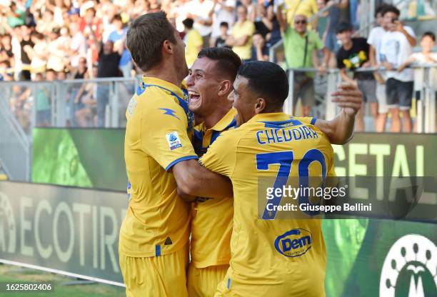 Ilario Monterisi of Frosinone Calcio celebrates with his teammates after scoring goal 2-0 during the Serie A TIM match between Frosinone Calcio and...
