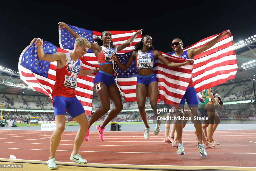 Matthew Boling, Alexis Holmes, Rosey Effiong, and Justin Robinson of