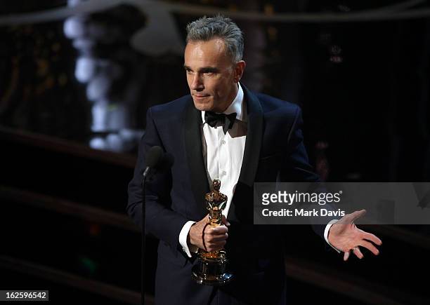 Actor Daniel Day-Lewis onstage during the Oscars held at the Dolby Theatre on February 24, 2013 in Hollywood, California.