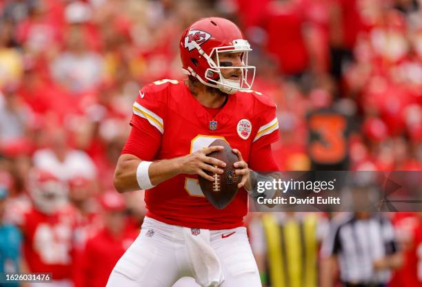 Blaine Gabbert of the Kansas City Chiefs looks to throw a pass during the second quarter of a preseason game against the Cleveland Browns at GEHA...