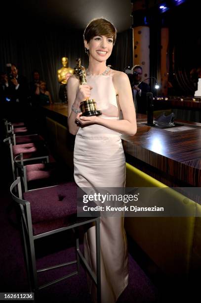 Actress Anne Hathaway, winner of the Best Supporting Actress award for 'Les Miserables,' attends the Oscars Governors Ball at Hollywood & Highland...