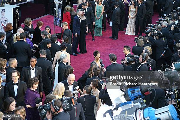 Actress Halle Berry arrives at the Oscars held at Hollywood & Highland Center on February 24, 2013 in Hollywood, California.