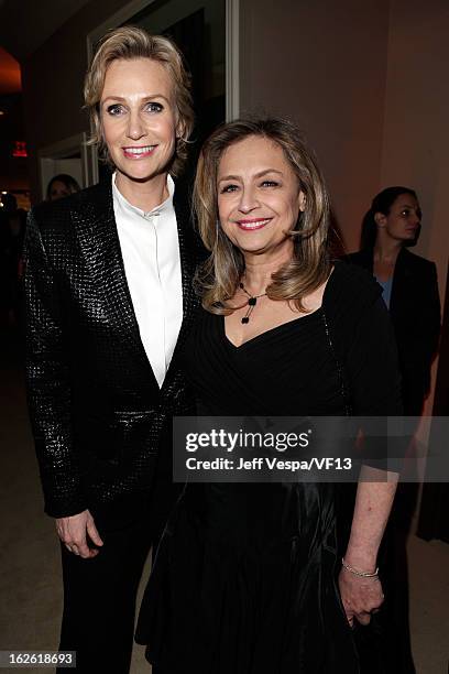 Al Embry 468 Dr Lara Embry Photos & High Res Pictures - Getty Images