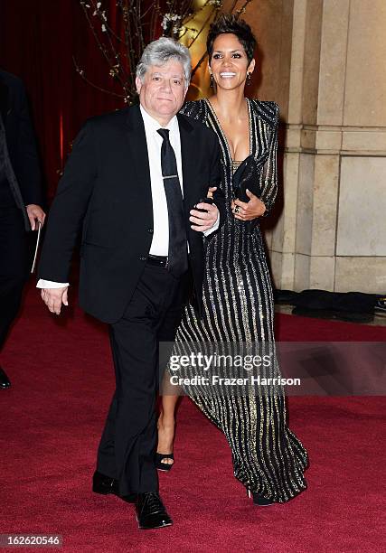 Actress Halle Berry departs the Oscars at Hollywood & Highland Center on February 24, 2013 in Hollywood, California.