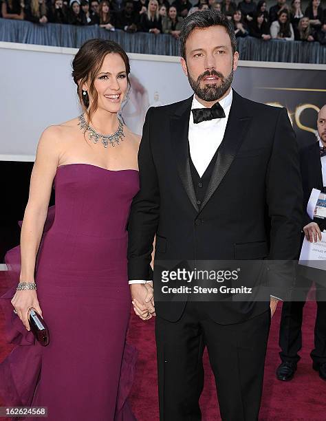 Jennifer Garner and Ben Affleck arrives at the 85th Annual Academy Awards at Dolby Theatre on February 24, 2013 in Hollywood, California.