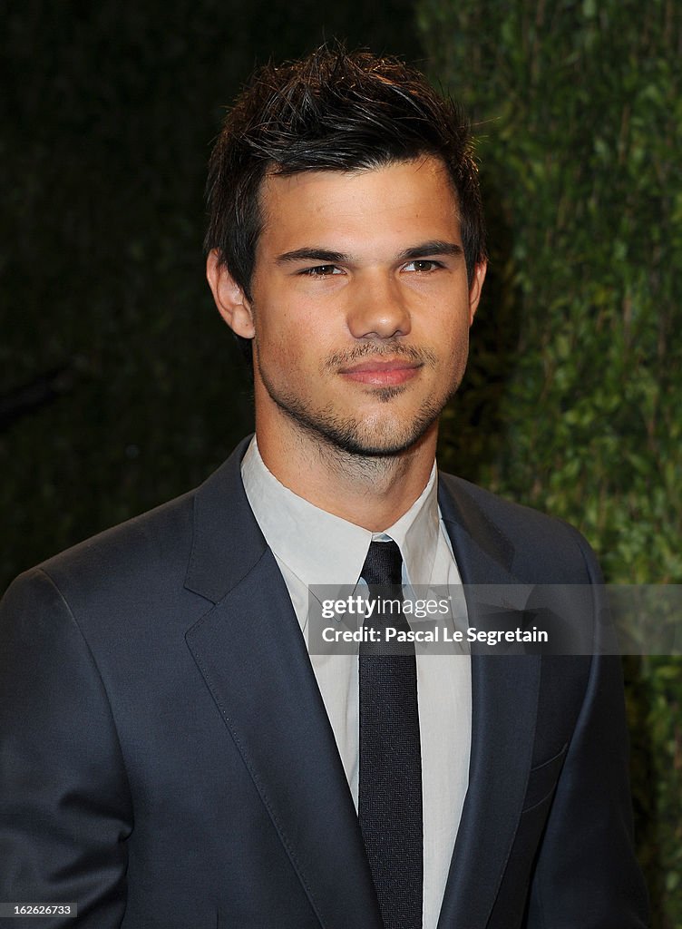 2013 Vanity Fair Oscar Party Hosted By Graydon Carter - Arrivals