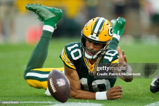 Jordan Love of the Green Bay Packers is unable to recover a fumble in the first quarter against the New England Patriots during a preseason game at...