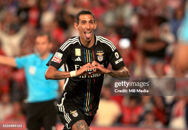 Angel Di Maria of SL Benfica celebrates after scoring his penalty goal ,during the Liga Portugal Bwin match between Gil Vicente and SL Benfica at...