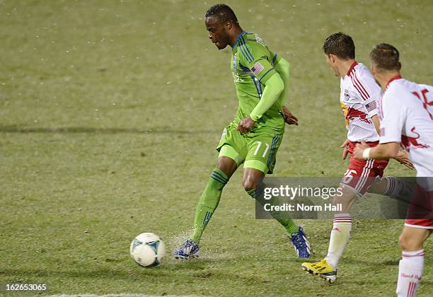 Steve Zakuani of the Seattle Sounders brings the ball up field against the New York Red Bulls at Kino Sports Complex on February 20, 2013 in Tucson,...