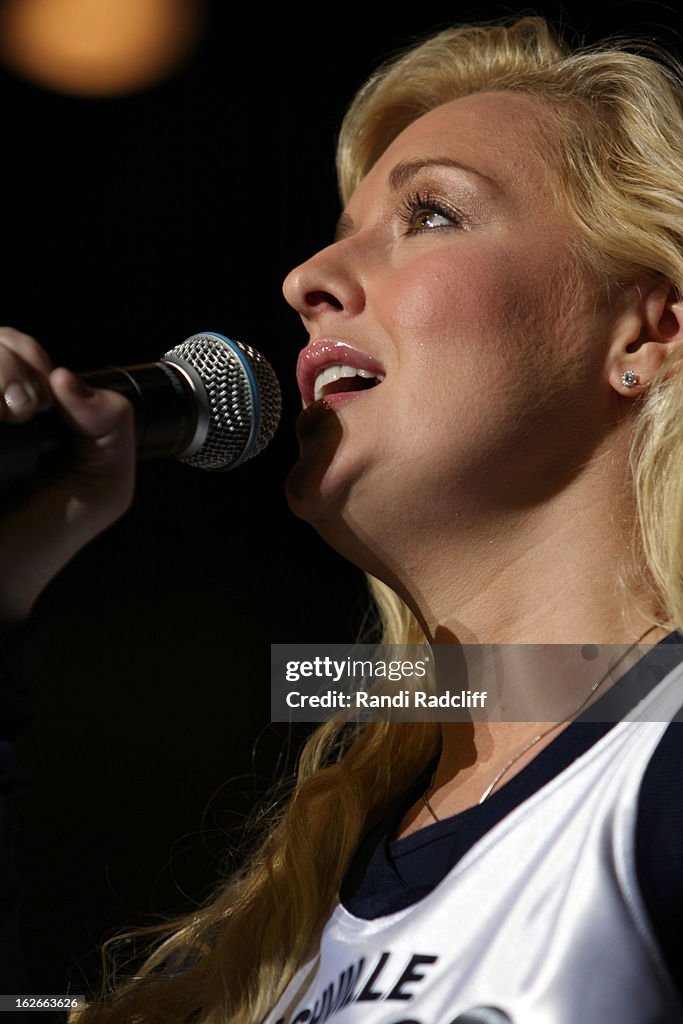Mindy McCready Archive