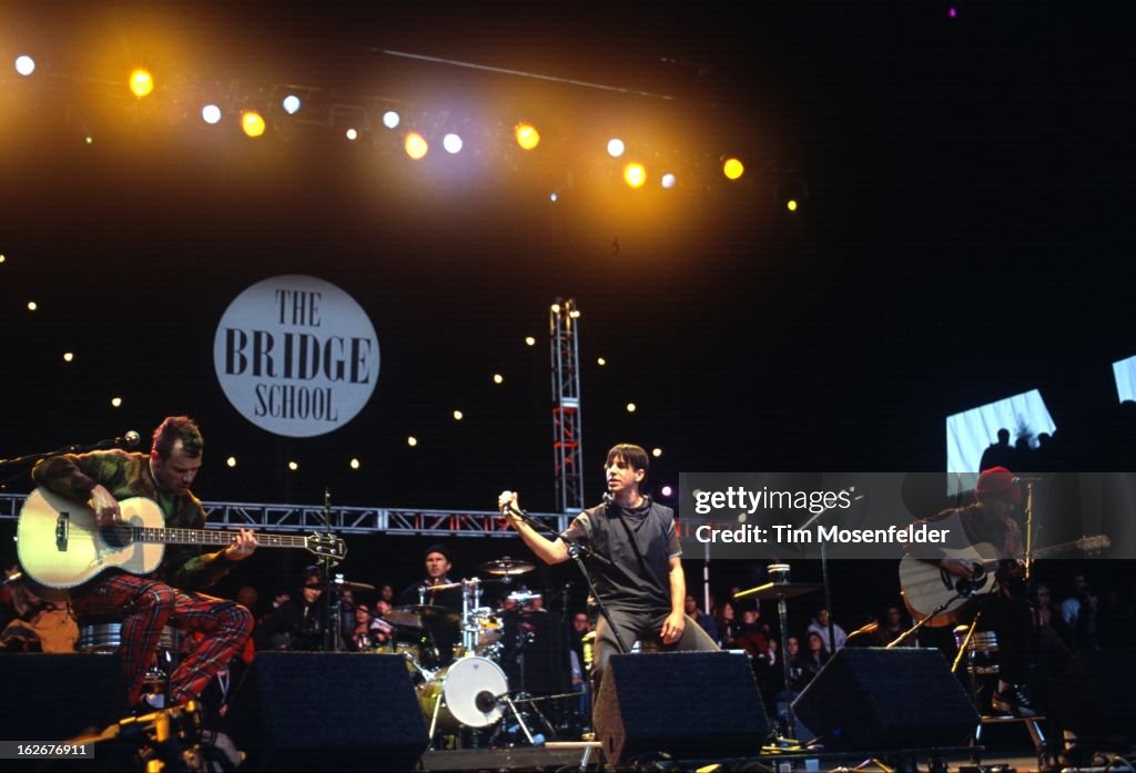 Neil Young's Bridge School Benefit 2000 - Mountain View CA