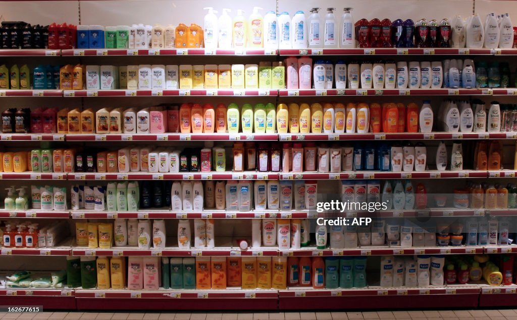 FRANCE-SHAMPOO-SUPERMARKET-FEATURE