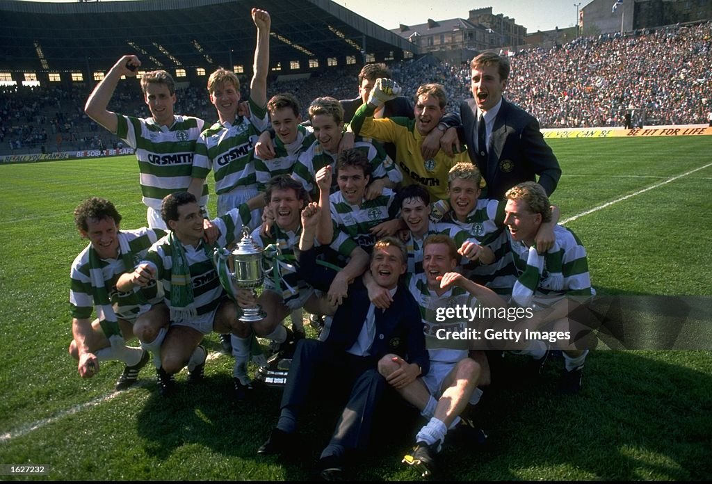 Celtic celebrate after winning