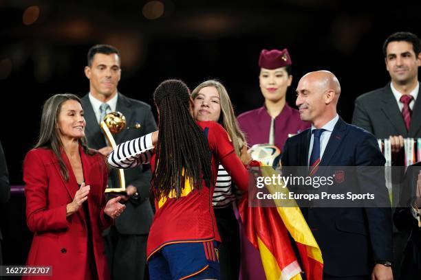 Queen Letizia and Infanta Sofia saludates to Salma Paralluelo of Spain after winning during the FIFA Women's World Cup Australia & New Zealand 2023...