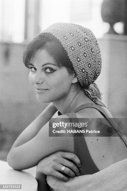 306 Claudia Cardinale Young Photos Stock Photos High Res Pictures And 306-claudia-cardinale-young-photos-stock-photos-high-res-pictures-and