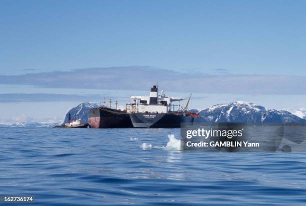 Black Tide Caused By Exxon Valdez In Alaska. Etats-Unis, Alaska, 27 mars 1989, le pétrolier Exxon Valdez Wilmington Del s'échoue à l'approche du...