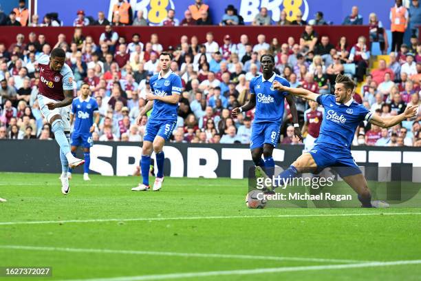 Leon Bailey of Aston Villa scores the team's third goal during the Premier League match between Aston Villa and Everton FC at Villa Park on August...