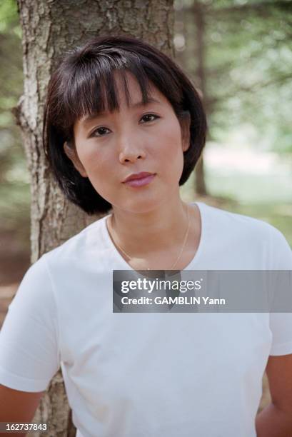 Rendezvous With Nansook Hong, Former Daughter In Law Of Reverend Moon. Aux États-Unis, en octobre 1981, portrait de Nansook HONG, 32 ans, ex-épouse...