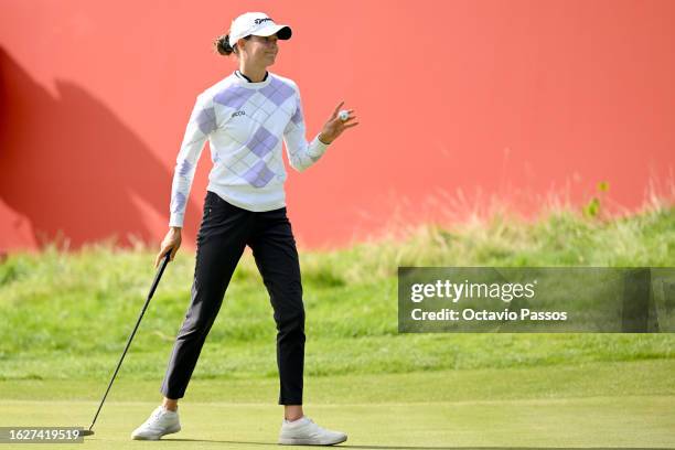 Esther Henseleit of Germany acknowledges the crowd after playing her putt on the 18th hole Day Four of the ISPS HANDA World Invitational presented by...