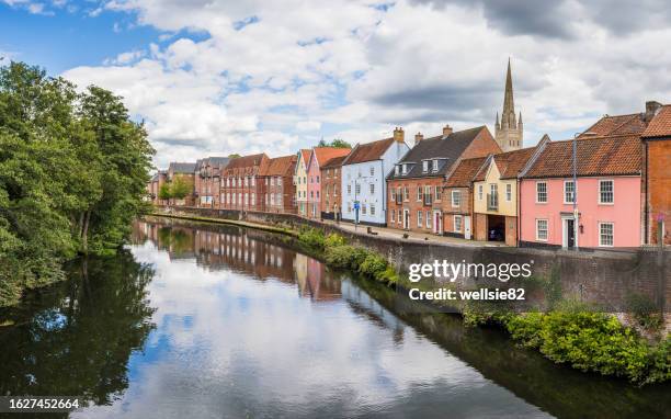 colourful houses along the river wensum - norwich cathedral stock pictures, royalty-free photos & images