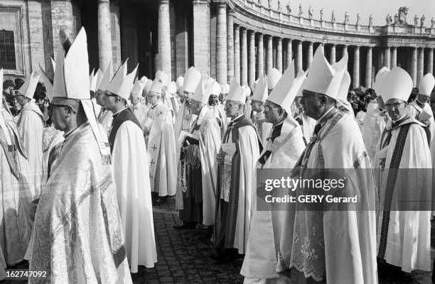 Cousil Rome Le Concile De Pierre Photos and Premium High Res Pictures - Getty Images
