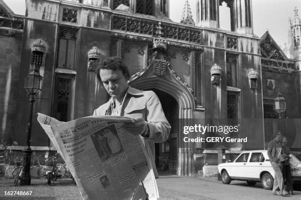 Rendezvous With Vladimir Bukovsky. En 1978, à Cambridge, en Angleterre, l' ancien dissident soviétique, Vladimir BOUKOVSKY ou BOUKOVSKI lisant le...