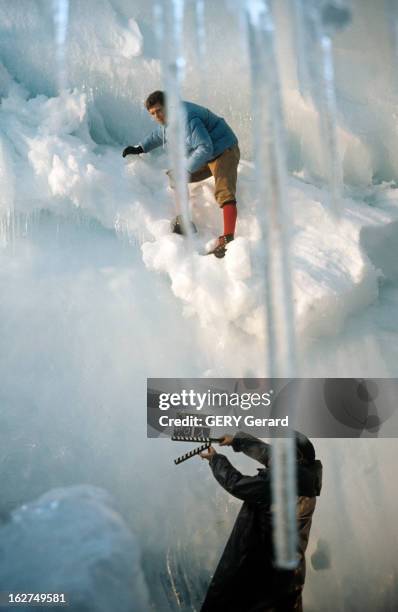 17 La Grande Crevasse Stock Photos, HighRes Pictures, and Images