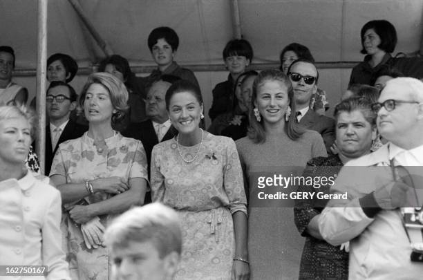 The Marriage Of Prince Hans-Adam Of Liechtenstein With Mary Kinsky Von Wchinitz Und Tettau. Vaduz - 30 juillet 1967 - Lors du mariage du prince...