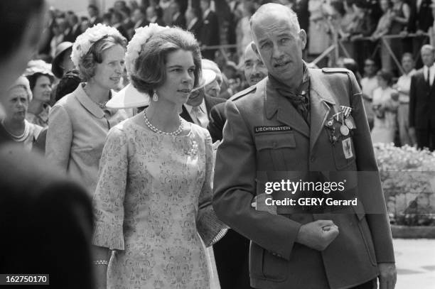 The Marriage Of Prince Hans-Adam Of Liechtenstein With Mary Kinsky Von Wchinitz Und Tettau. Vaduz - 30 juillet 1967 - Lors du mariage du prince...