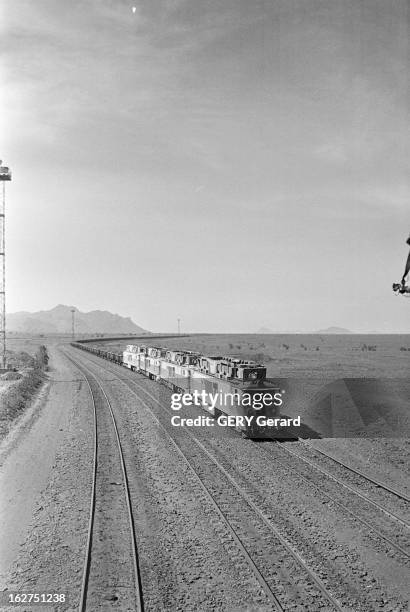 Extraction Of Iron Ore In Mauritania. En Mauritanie, en octobre 1977, La société Nationale Industrielle et Minière de Mauritanie, exploite des...