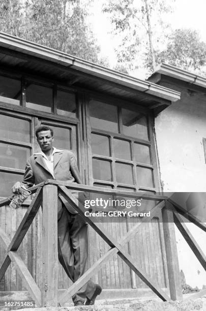 Attempted Coup D'Etat Against The Negus. Addis-Abeba - Décembre 1960 --- Profitant du voyage de l'empereur Haïlé Sélassié au Brésil, le commandant de...