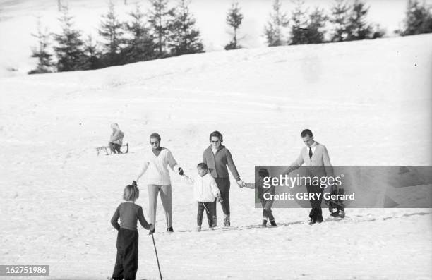 Grace Of Monaco On Holiday In St Moritz. Suisse, 8 février 1962, la Princesse GRÂCE DE MONACO, en vacances dans la station de ski Saint-Moritz. Sur...