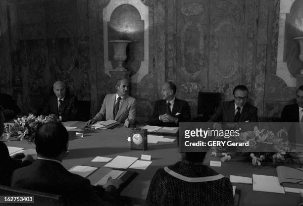 Government Seminar At The Castle Of Rambouillet. En France, le 27 juillet 1978, Le Président de la République Valéry GISCARD D'ESTAING réunit dix...