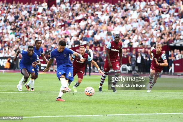 Alphonse Areola of West Ham United saves a penalty from Enzo Fernandez of Chelsea during the Premier League match between West Ham United and Chelsea...