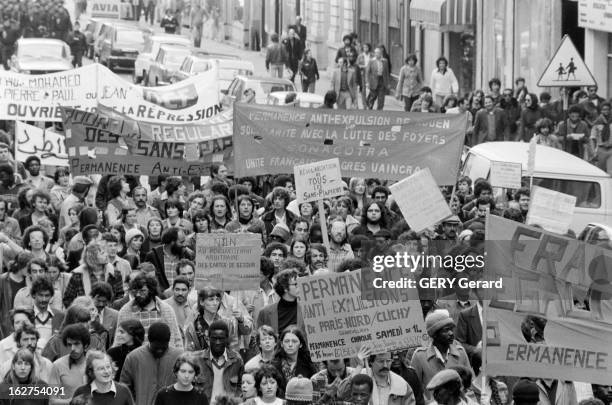 Demonstration Against The Proposed Bonnet-Stoleru Laws. Paris, le 16 juin 1979. Plus de 2.000 personnes manifestent contre le projet des lois...