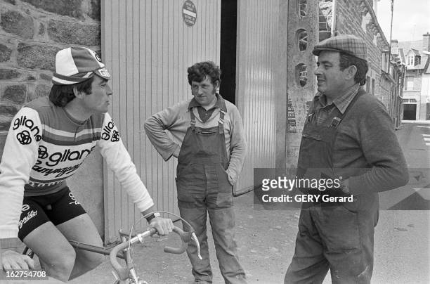Rendezvous With Racing Cyclist Bernard Hinault. France, 12 juin 1977, Après avoir remporté de nombreuses victoires durant les 2 dernières années, le...
