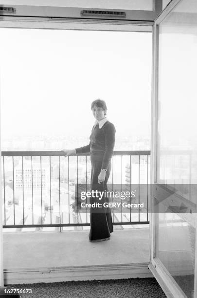 Rendezvous With Arlette Laguiller. France, 29 septembre 1975, Arlette LAGUILLER est une femme politique française d'extrême gauche. L'année...