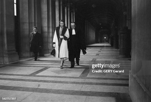 Ingrid Bergman And Roberto Rossellini At The Courthouse For The Custody Of Their Three Children. France, 19 janvier 1959, l'actrice suédoise Ingrid...