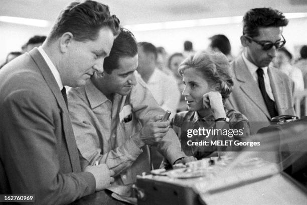 Cantonal Elections Of 1960 In Algiers: Meeting Of The French Algeria List. Alger, février 1960 : réunion publique de la liste Algérie française à la...