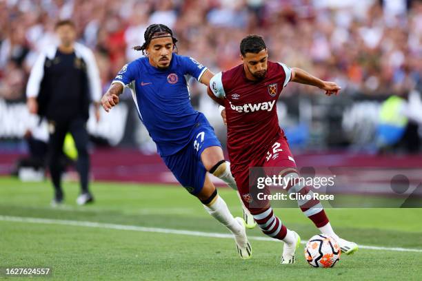 Said Benrahma of West Ham United runs with the ball whilst under pressure from Malo Gusto of Chelsea during the Premier League match between West Ham...