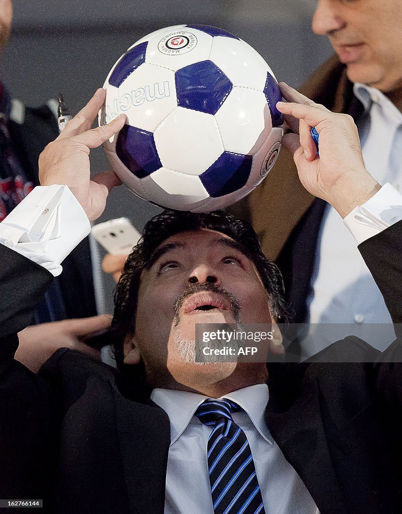 FBL-ITA-ARG-MARADONA-PRESSER