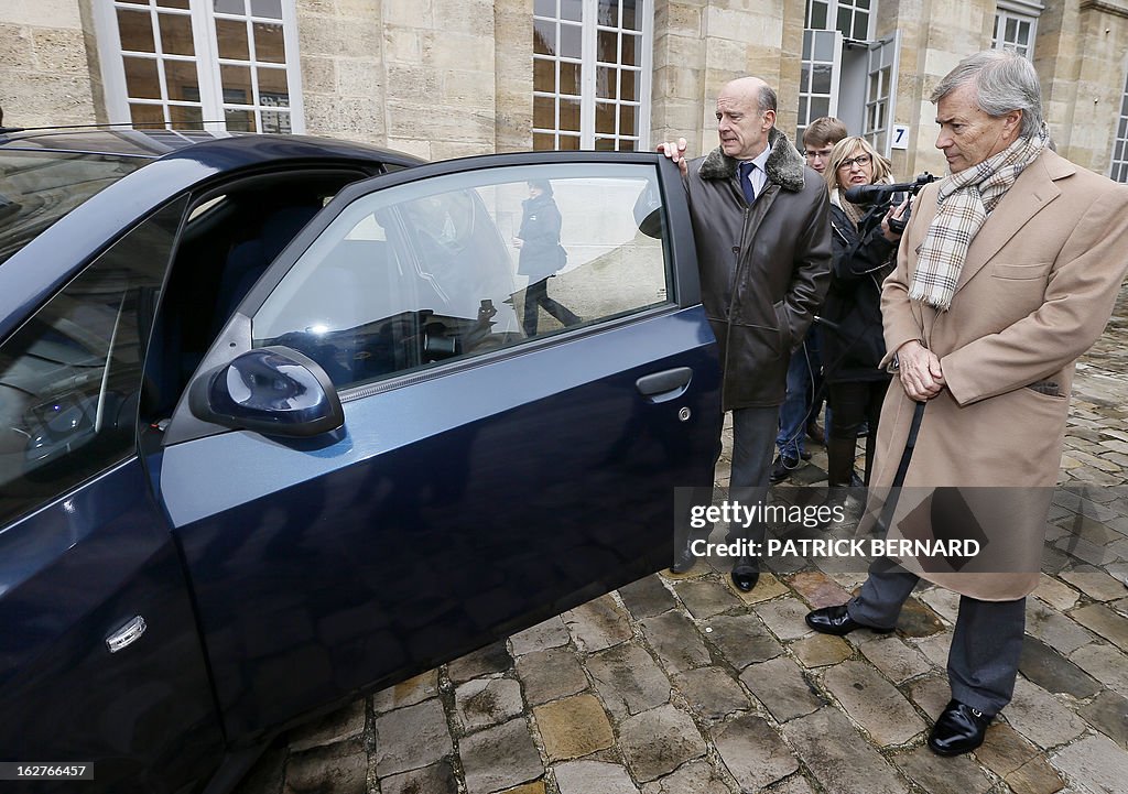 FRANCE-BLUECAR-BOLLORE