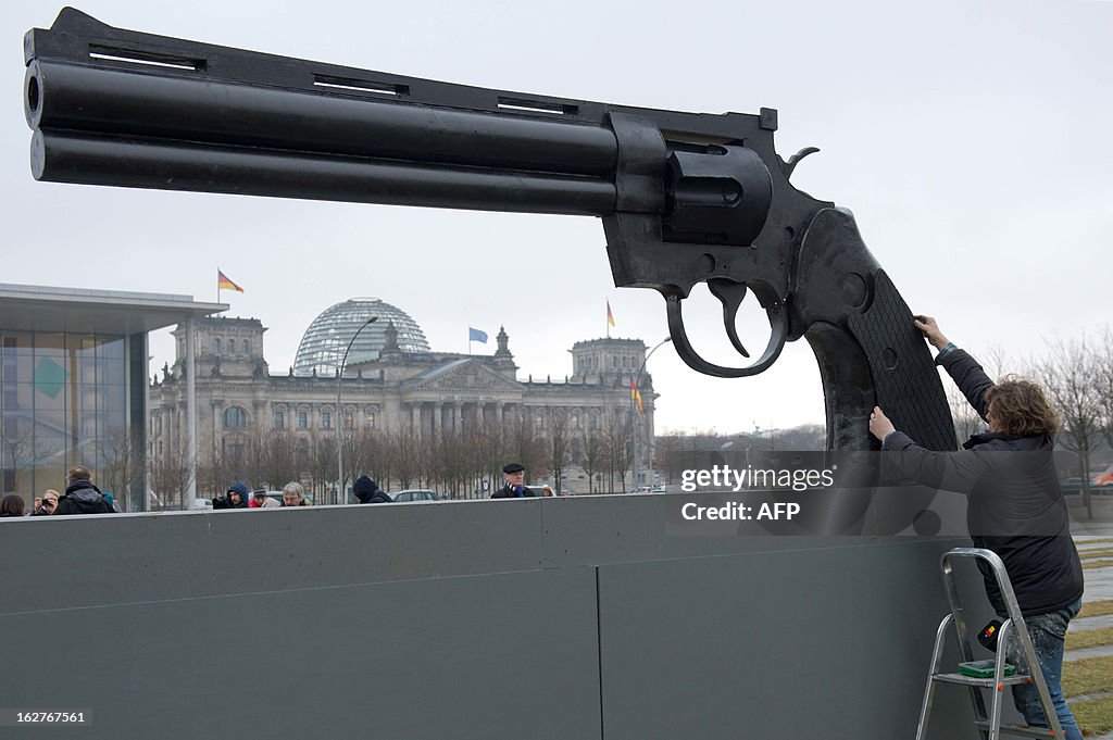 GERMANY-ARMS-WAR-GUN-DEMO