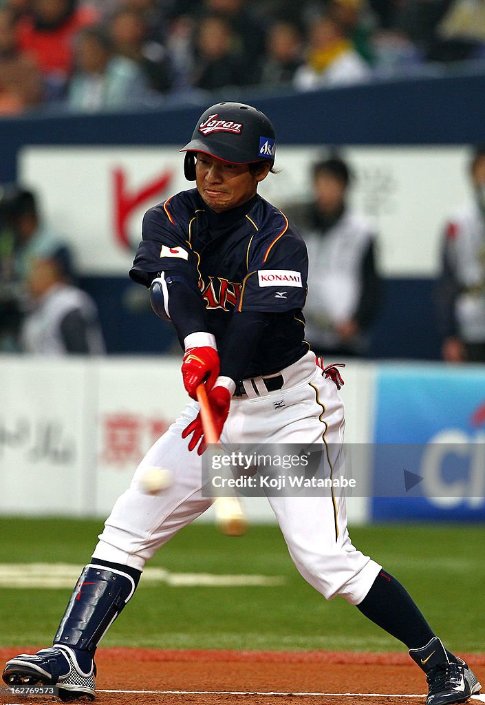 Hanshin Tigers v Japan - WBC 2013 Friendly