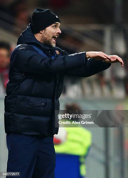 Head coach Thomas Tuchel of Mainz gestures during the DFB Cup Quarter Final match between FSV Mainz 05 and SC Freiburg at Coface Arena on February...